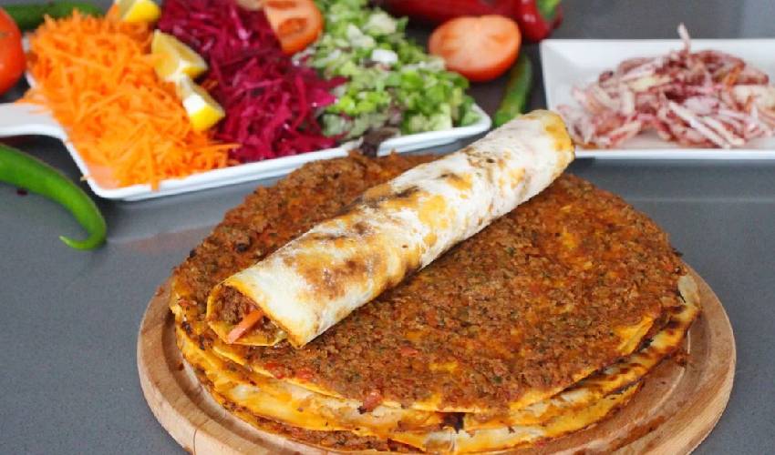 Lahmacun içi nasıl hazırlanıyor? 