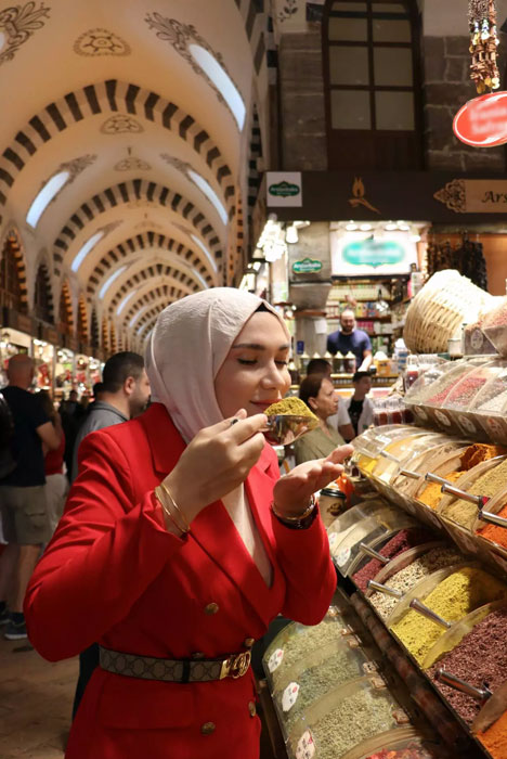 masterchef guzide mertcan yepyeni bir programla geliyor 2