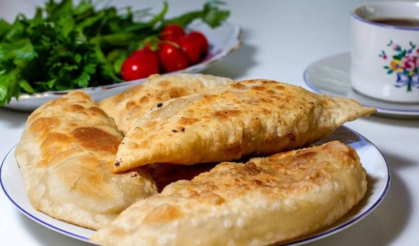 Meşhur çiğ börek tarifi ve detaylı hazırlanışı