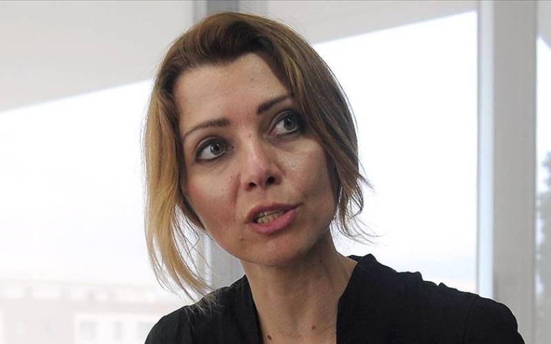 elif safak kimdir 31344