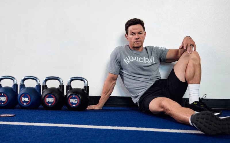 mark wahlberg f45