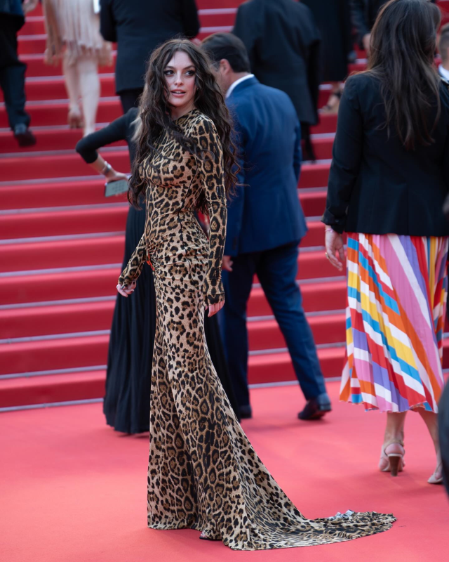 cannes film festivali ne giden melis sezen poz 17363891 4717 m