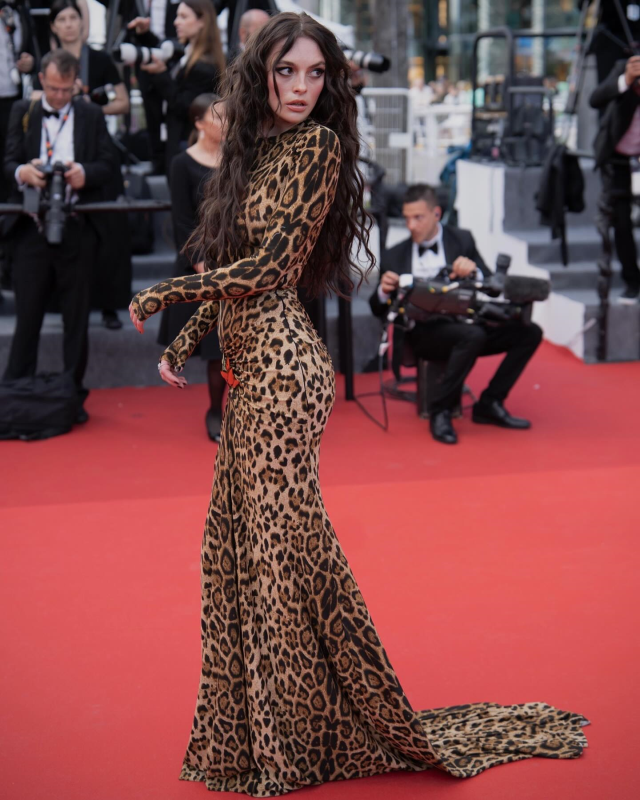 cannes film festivali ne giden melis sezen poz 17363891 5694 m