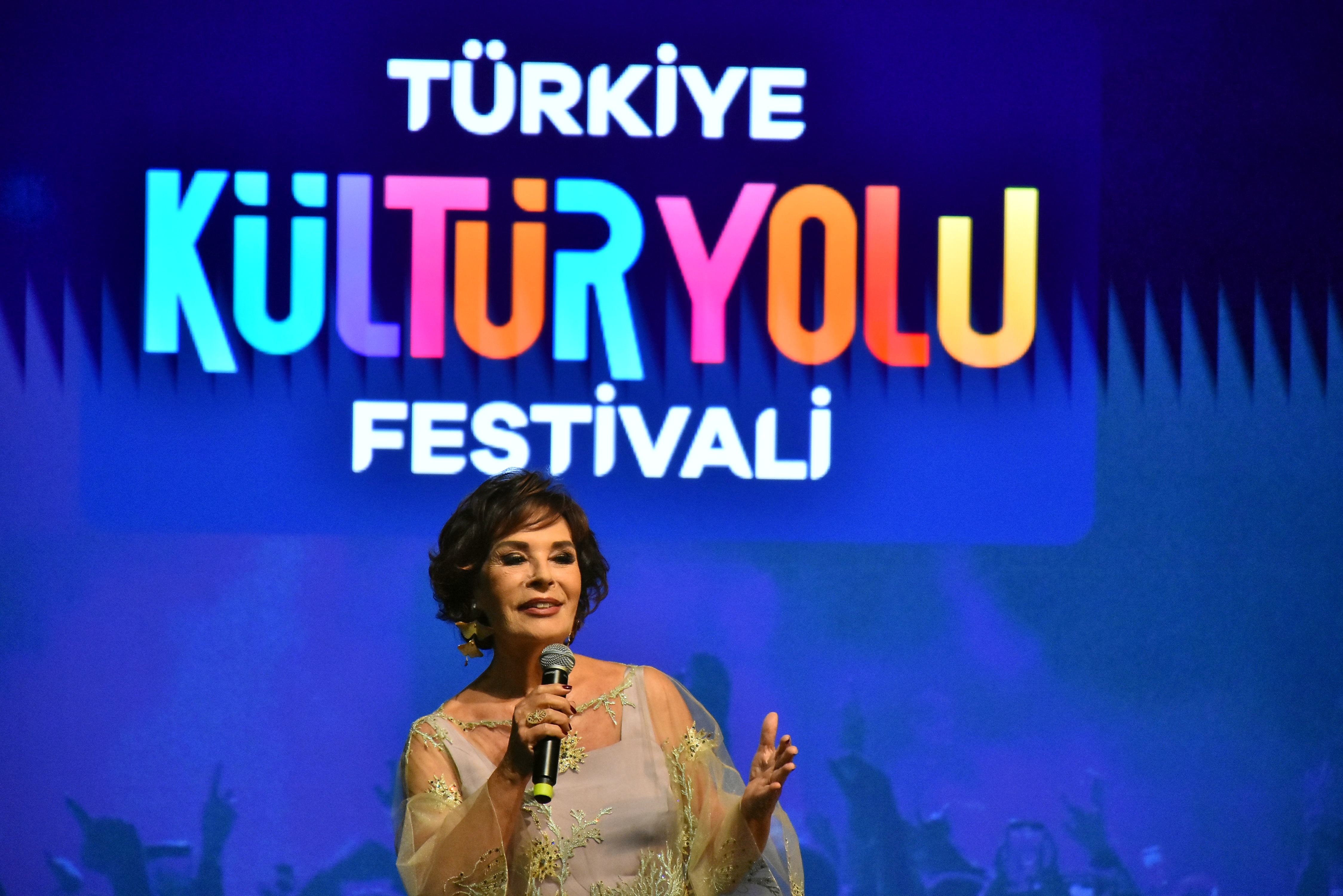 aa 20240623 34952213 34952212 trabzon kultur yolu festivali cesitli etkinliklerle devam etti