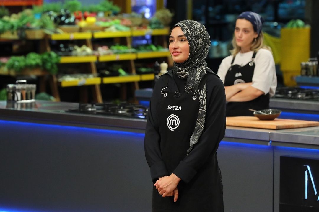 bireysel dokunulmazligi kazanan isim beyza oldu masterchef acunmedya tv8 danilozanna chefmehmetyalcinkaya somersivrioglu