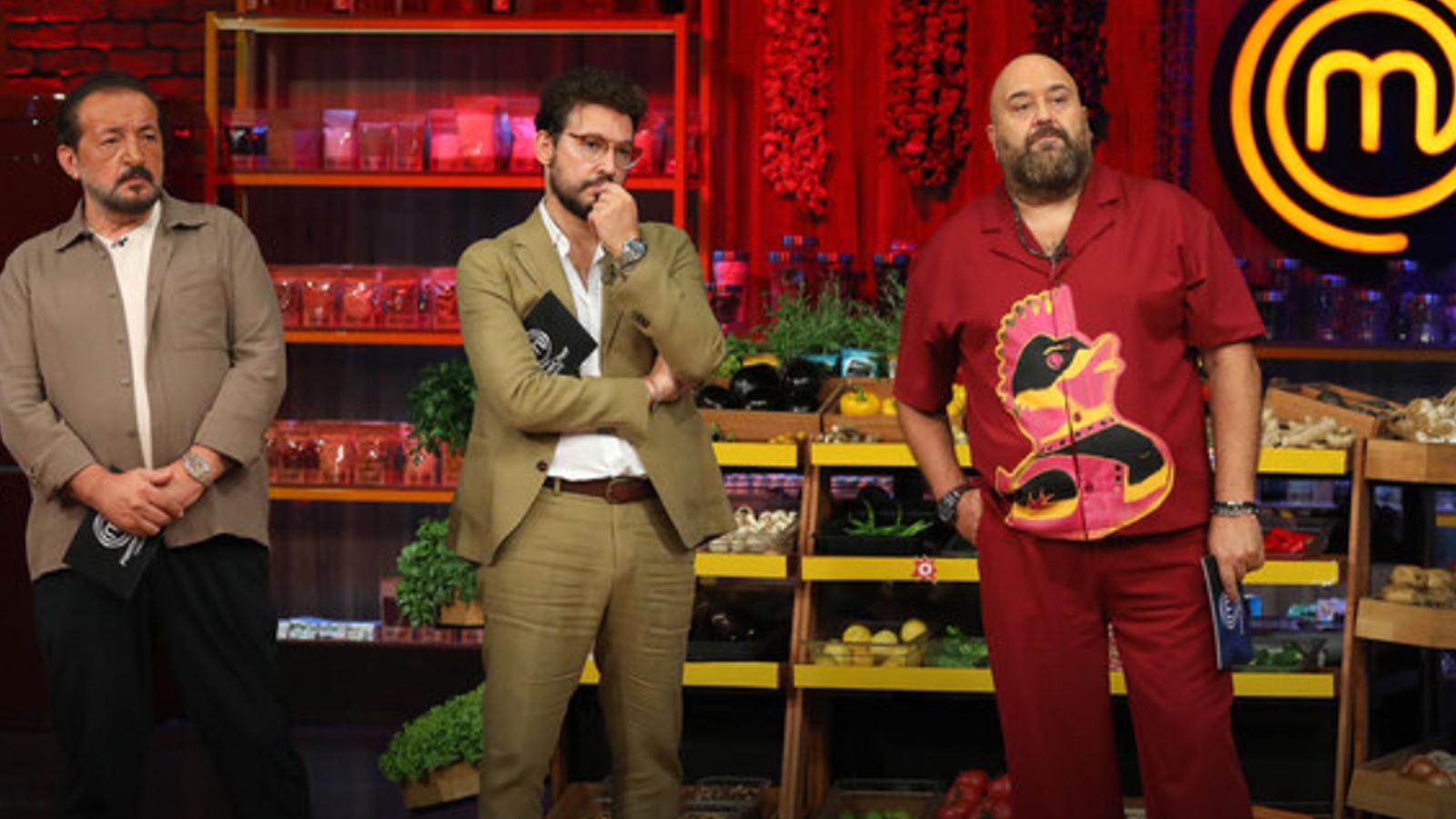 1 kasim 2024 masterchef dokunulmazlik oyununu kazanan takim belli oldu mavi takim mi kazandi kirmizi takim mi kazandi