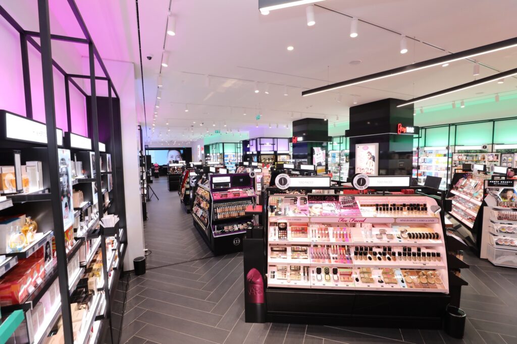 1573139244 Sephora ZorluCenter Magaza 2 1