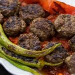 42 yillik kofteci isin sirrini verdi kofte boyle yapildiginda yag cekmiyor ve kuru olmuyormus