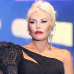 ajda pekkan in ilk stadyum konserinde alacagi ucret dudak ucuklatti