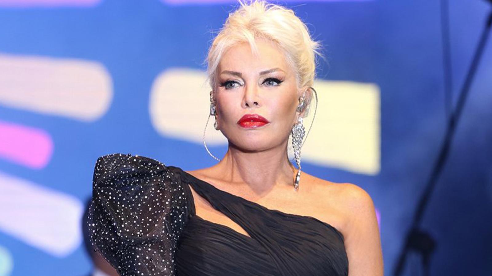 ajda pekkan in ilk stadyum konserinde alacagi ucret dudak ucuklatti