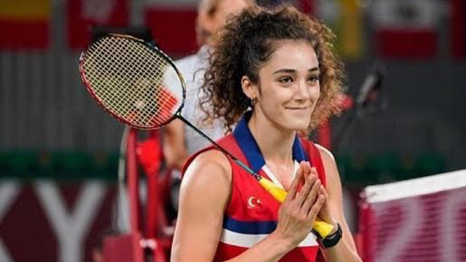 badmintonun gururu parisi salladi neslihan yigit arin kimdir nerelidir kac yasindadir basarilari nelerdir