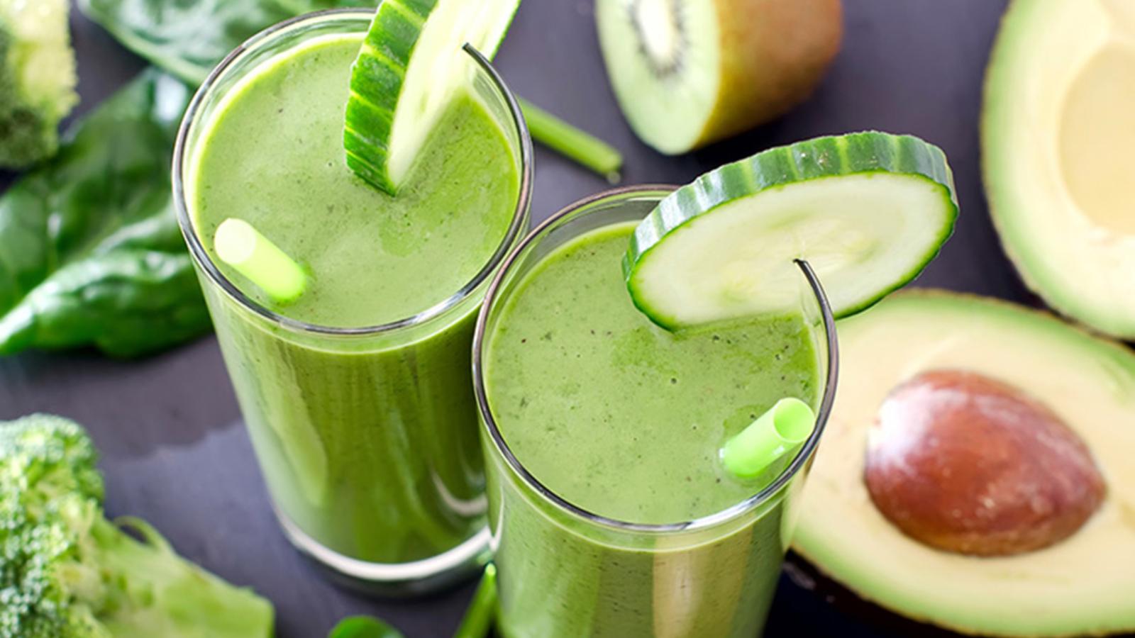 birkac malzeme ile hazirlaniyor vucuttaki zehri sokup atiyor detoks etkili smoothie tarifi