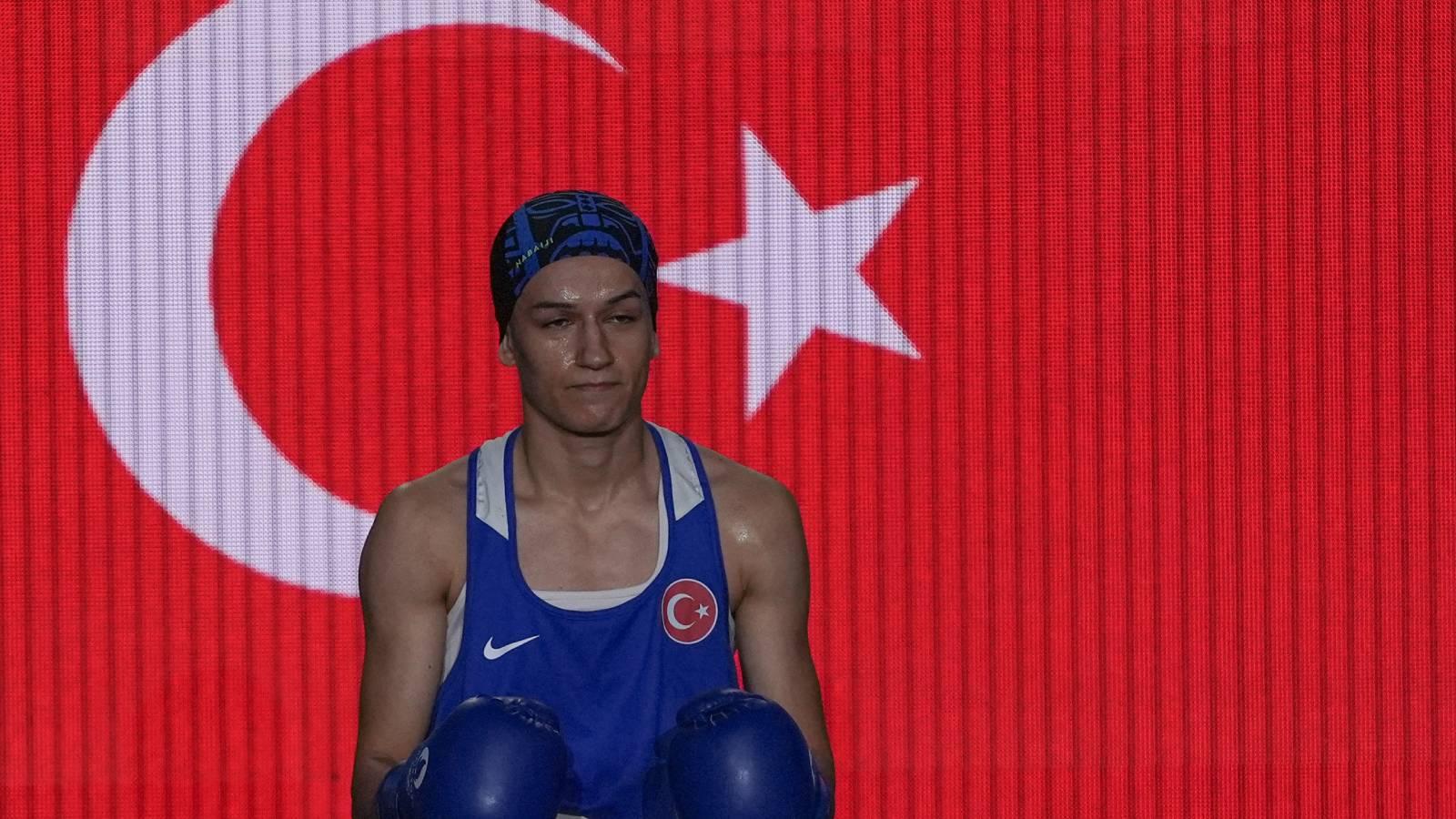 boksta kadinlar 54 kilo finalinde hatice akbas gumus madalyanin sahibi oldu