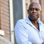 brooklyn nine nine dizisinin kaptan raymond holt u andre braugher hayatini kaybetti