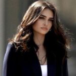 esra bilgic kimdir hangi dizi ve filmde rol almistir