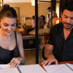 hande ercel ve baris arduc un ruzgara birak filminden ilk kare neseli halleri dikkat cekti