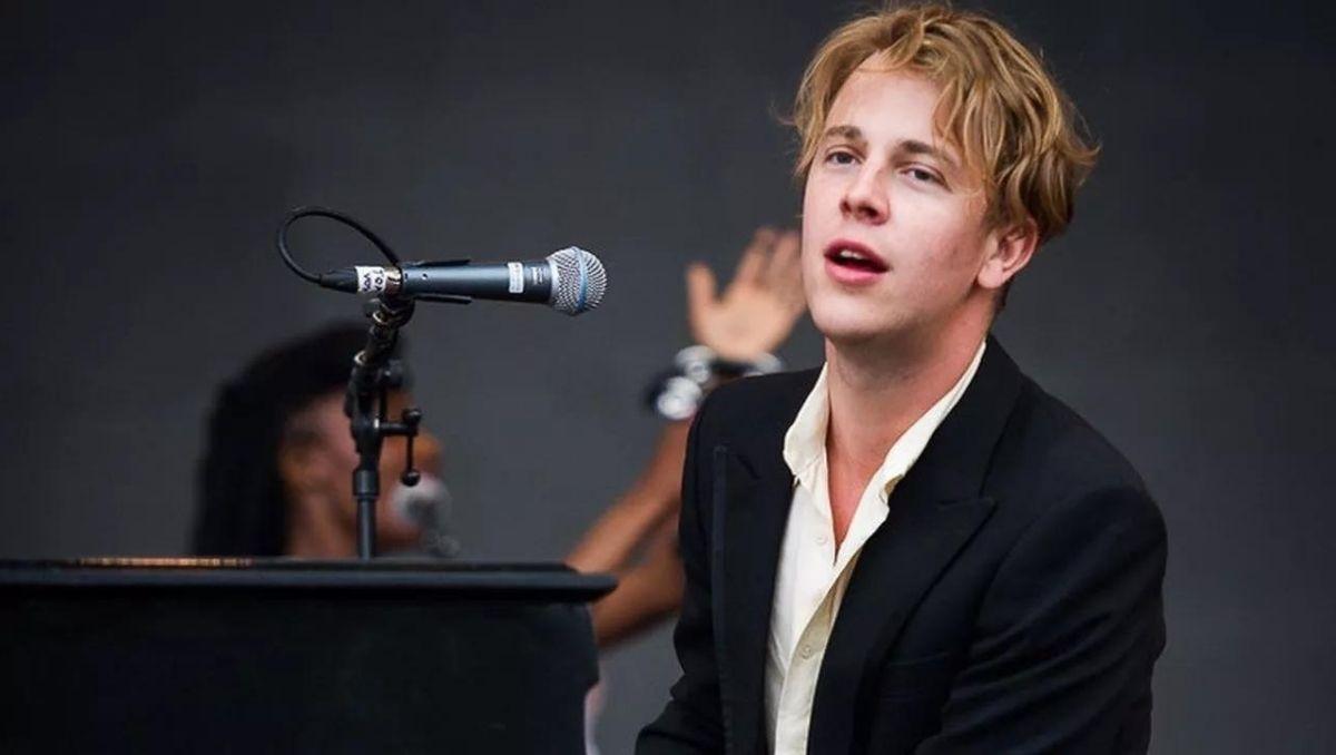 ingiliz sarkici tom odell antalya da ilk kez konser verecek