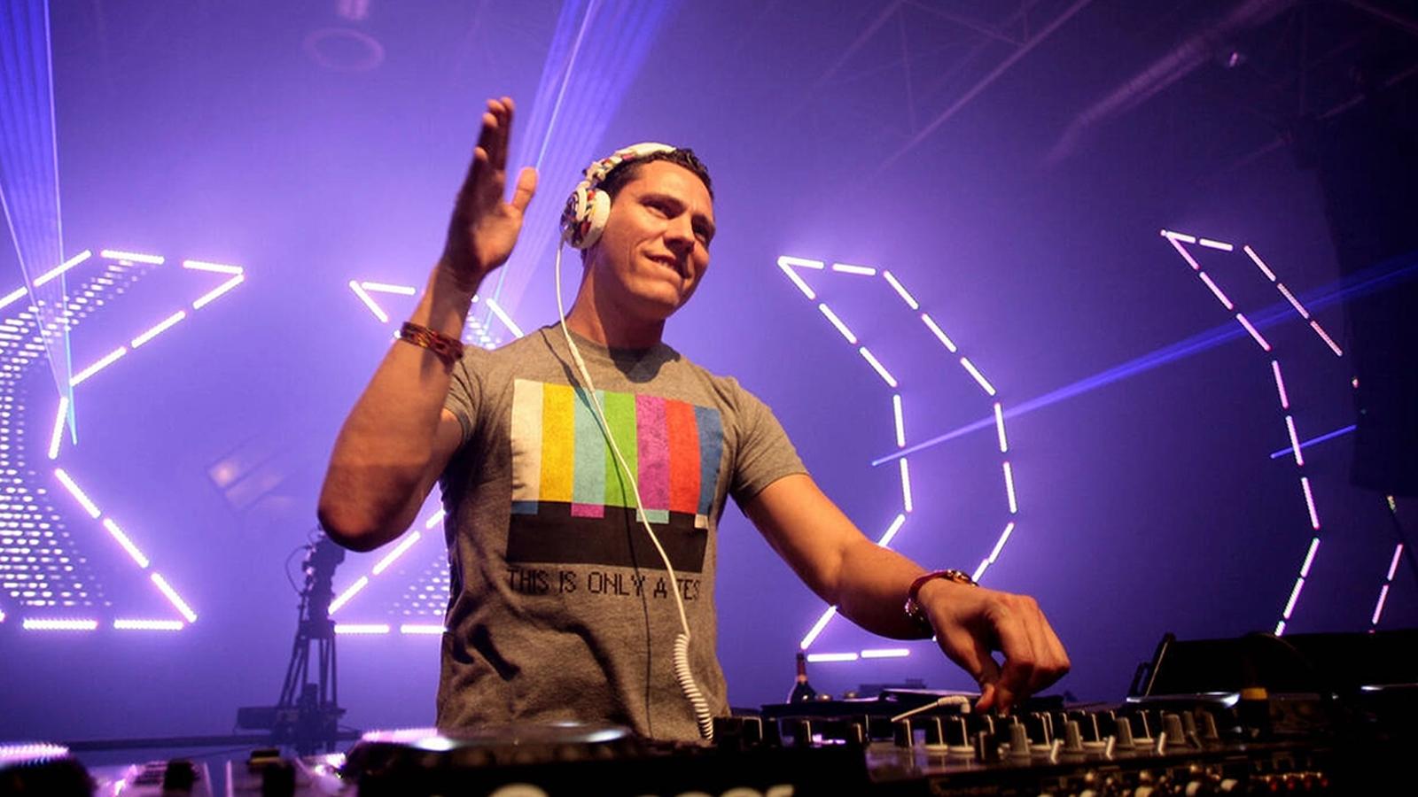 istanbul da tiesto ruzgari esecek yenikapi daki dev konsere saatler kaldi