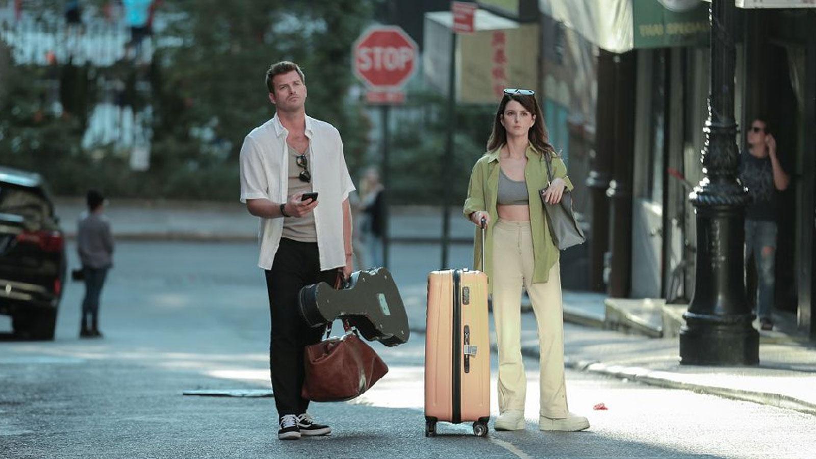 istanbul icin son cagri kivanc tatlitug ve beren saat den yeni film kareleri