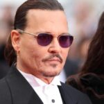 johnny depp jeanne du barry icin yedi dakika ayakta alkislanarak cannes a geri dondu