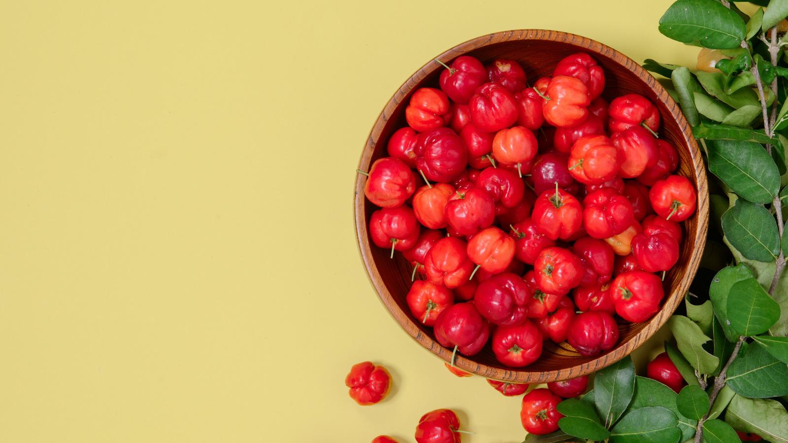 kanseri onluyor karacigere iyi geliyor c vitamini deposu acerola tuketmek icin 14 neden