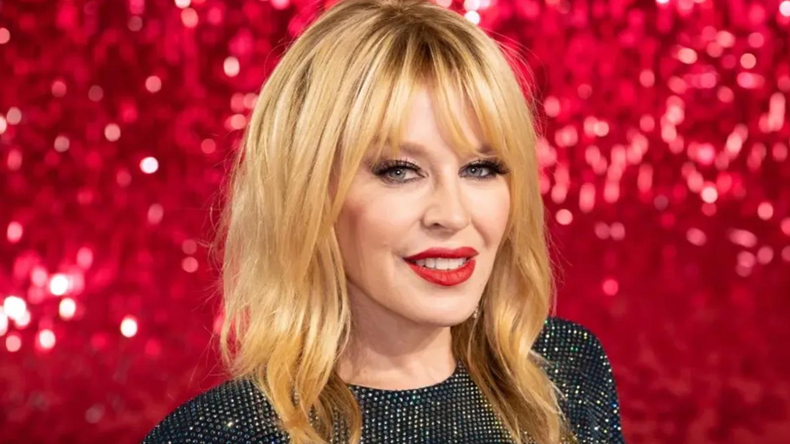 kylie minogue dan bodrum cikarmasi unlu bir otelin 10 yil kutlamasi icin sahne alacak