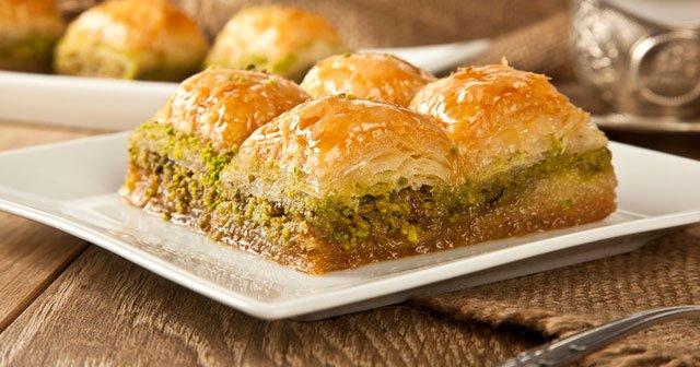 nadir gulluoglundan baklava hamuru ve baklava serbeti tarifi