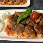 pideli kofte tarifi nasil yapilir ramazanin vazgecilmezi pideli koftenin puf noktalari