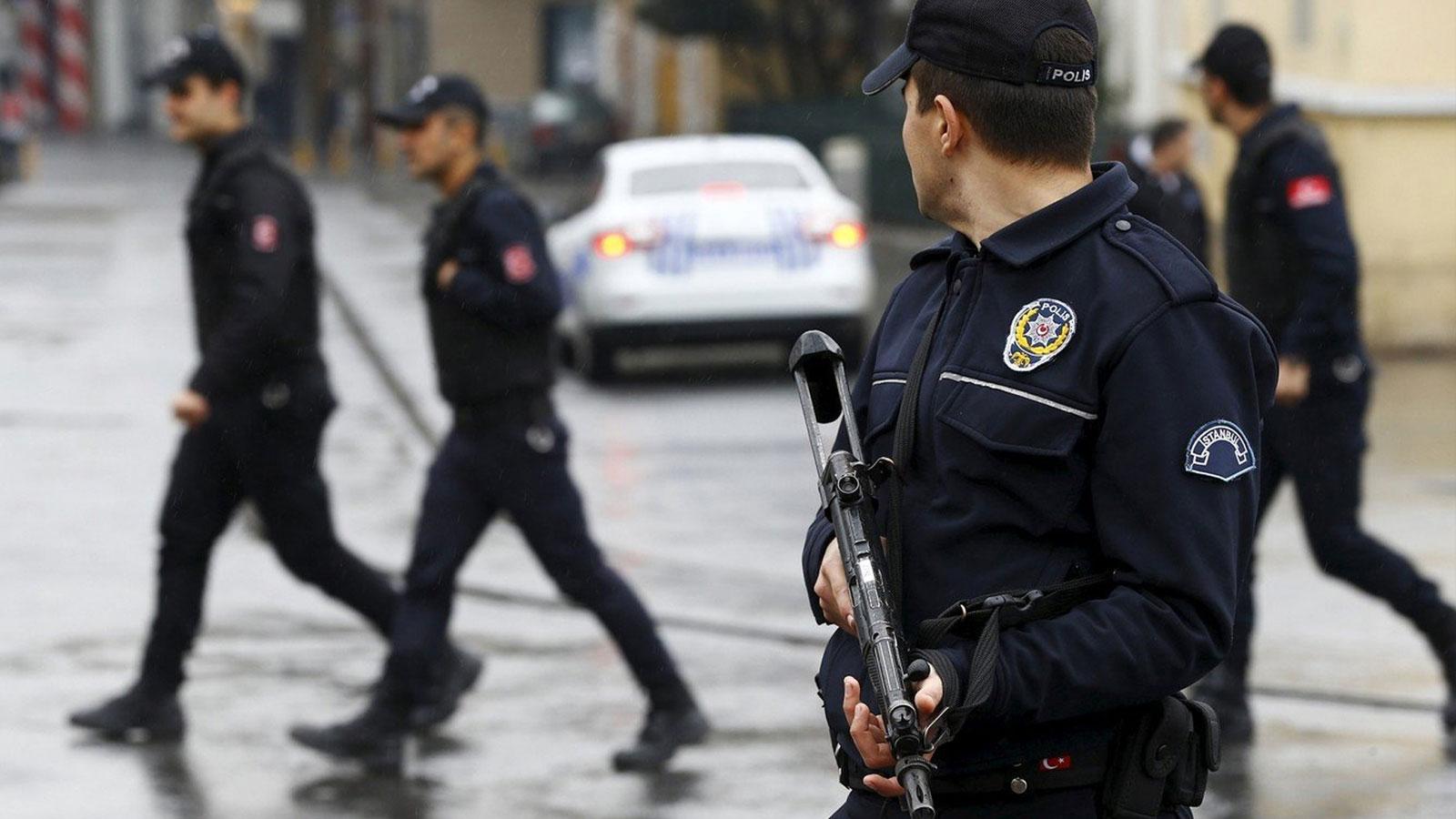 ruyada polis gormek ne anlama gelir ruyada polis olmak polisten kacmak tabiri nedir