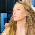 serenay sarikaya dan radikal karar yeni dizisi icin saclarini kisacik kestirdi