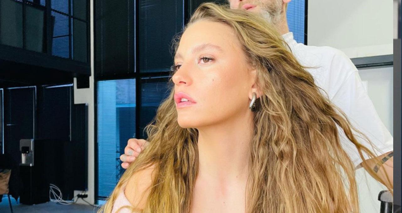 serenay sarikaya dan radikal karar yeni dizisi icin saclarini kisacik kestirdi