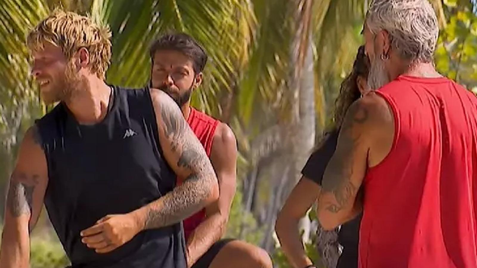 survivor da yunus emre ve ogeday kavgasi geceye damga vurdu dayak yemedigin cok belli oluyor