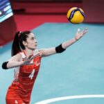 tugba senoglu kadrodan neden cikarildi eski voleybolcudan sok paylasim ortaligi karistirdi