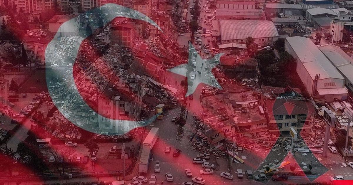 turkiye yi yasa bogan depremde unluler yardim icin birbiriyle yaristi