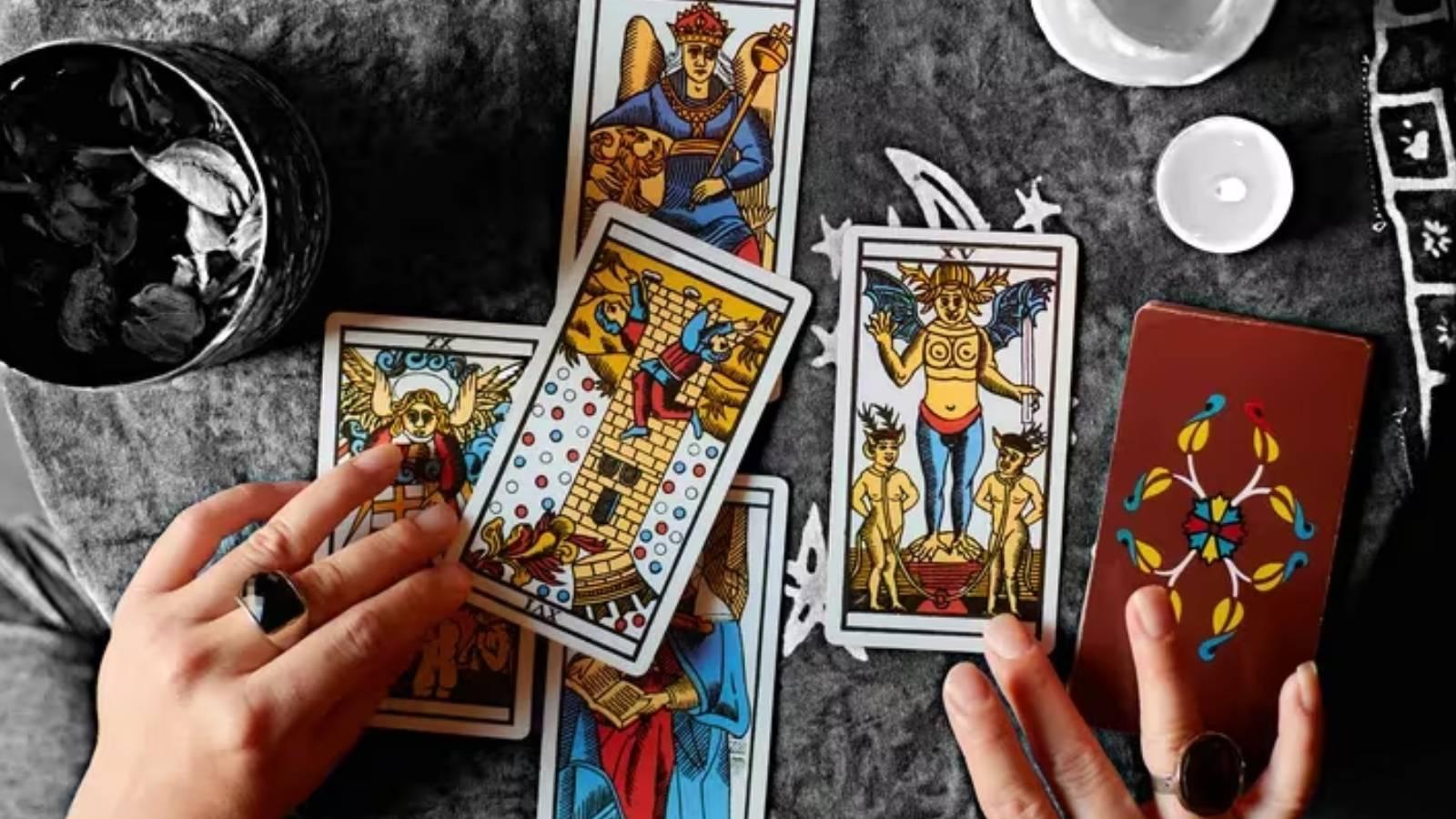 27 eylul cuma tarot fali ask para ve buyuk bir surpriz seni bekliyor