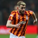 Galatasaraylı futbolcu Barış Alper Yılmaz 3 kız arkadaşıyla kameralara yakalandı!