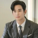 Kim Soo Hyun ekrandan azaltiliyor Ofkeli netizenlerin dusmanligi artti