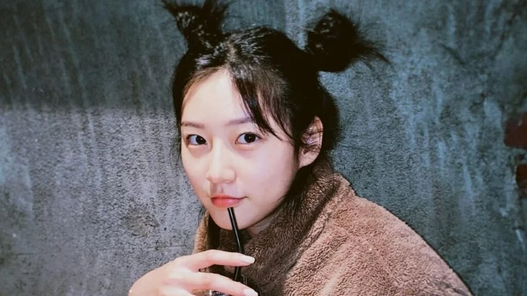 Kim sae ron 2 5