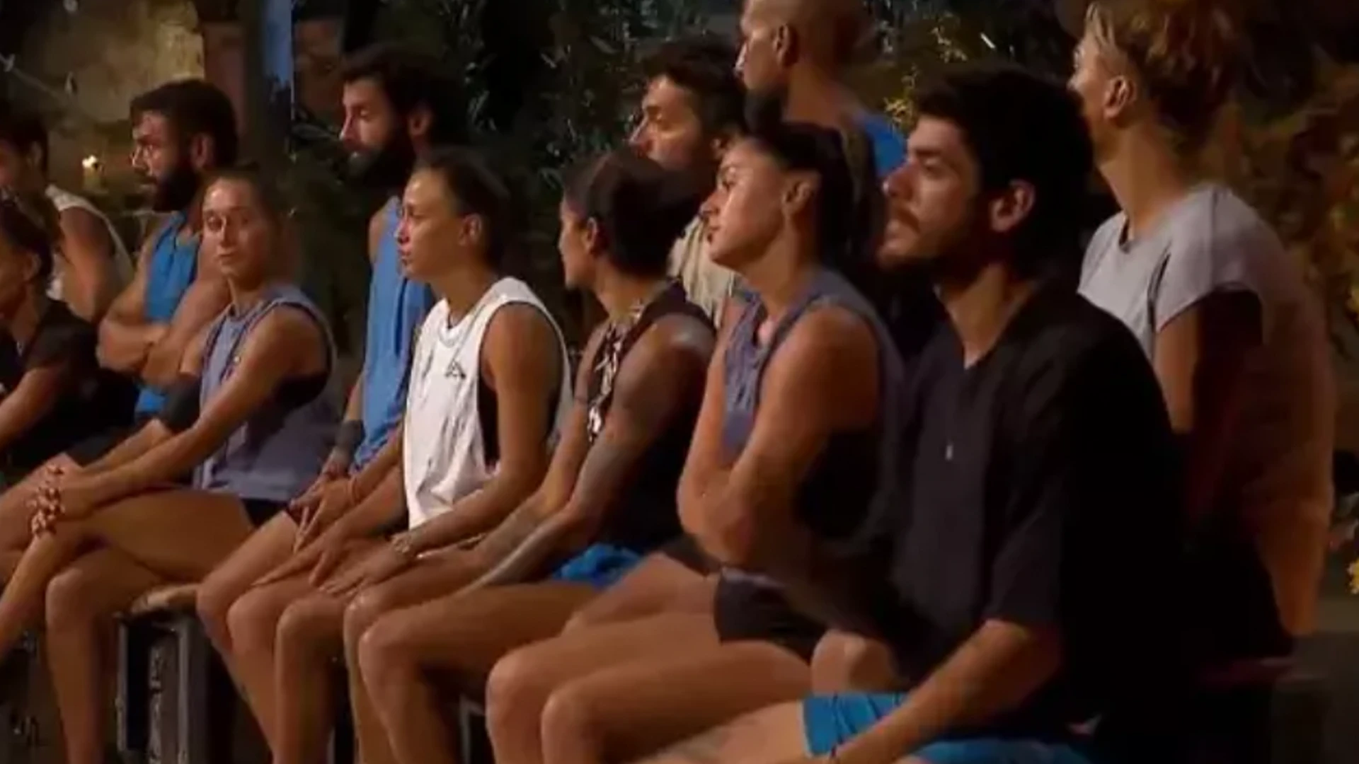 Survivor 10 Mart 2025 iletisim oyununu kim kazandi Odul oyununu hangi takim aldi