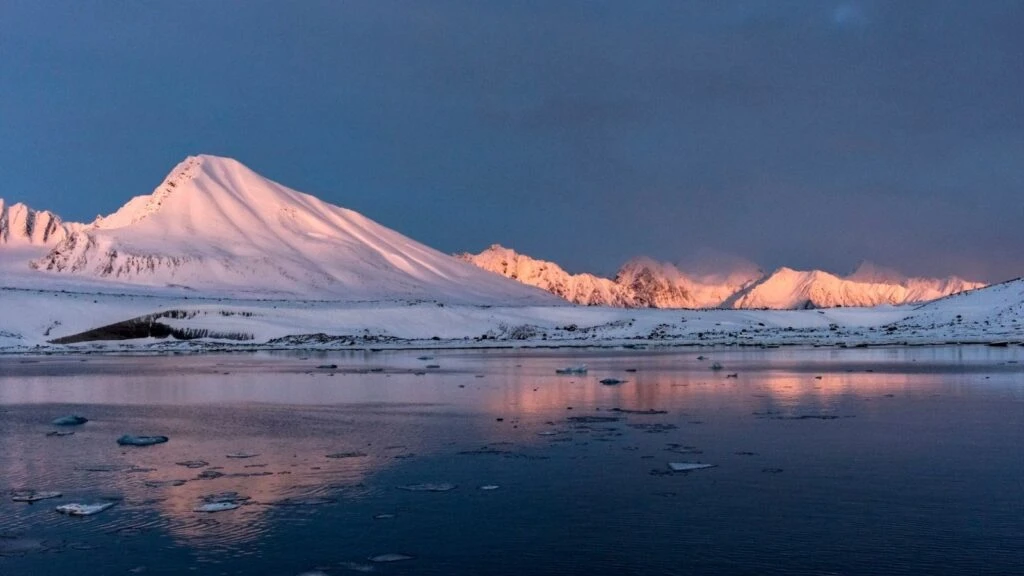 Svalbard Adası nerede, hangi ülkede? 