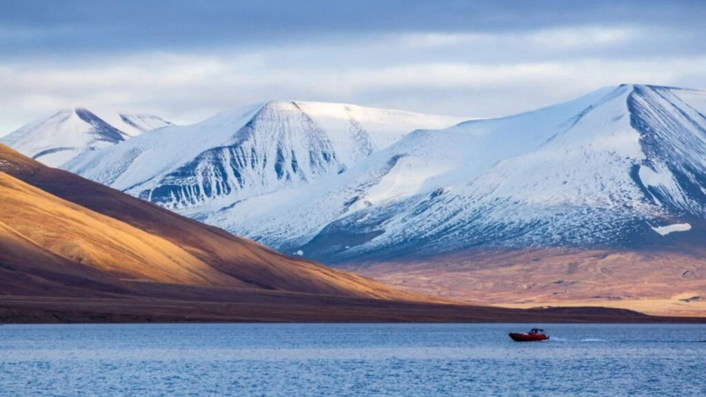 Svalbard Adası nerede, hangi ülkede? 