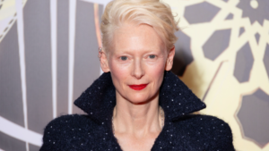 Tilda Swinton’un konuşması saatlerce alkışlandı! Tilda Swinton kimdir, kaç yaşında?