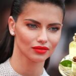 adriana lima puruzsuz cildini cay agaci yagina borclu sivilceyi cikmadan sonduruyor