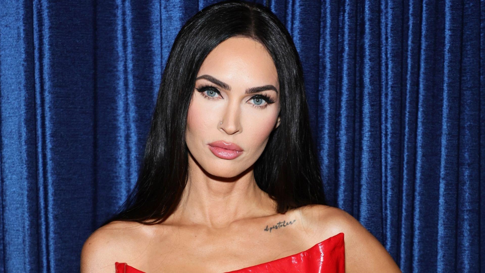 amerikali oyuncu megan fox mutlu haberi 21 milyon takipcisiyle paylasti