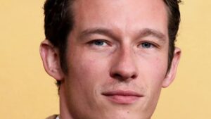 callum turner kimdir