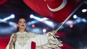 ebru gundes konserinin gercek maliyeti belli oldu ankara buyuksehir belediyesi nden aciklama geldi