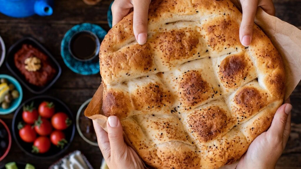 evde ramazan pidesi nasıl yapılır, yumurtasız ve sütsüz muhteşem tarif