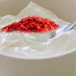 gobek eriten en populer kur gobek yaglarini yakan pulbiberli yogurt tarifi