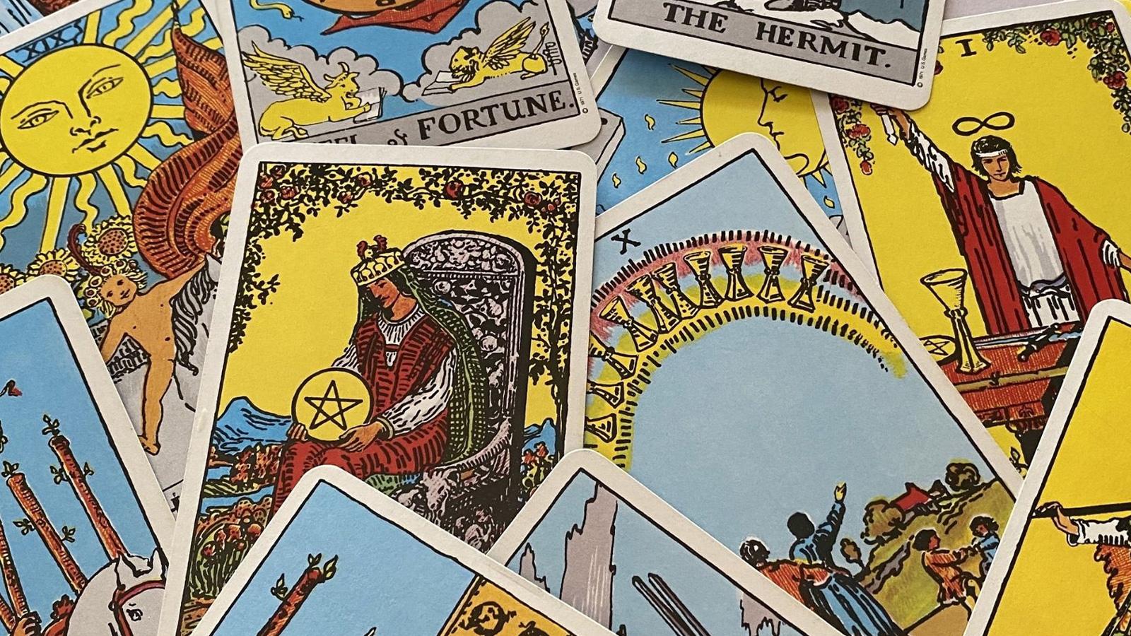 hayatiniz surpriz sekilde degisecek 14 kasim persembe tarot falinizda neler var