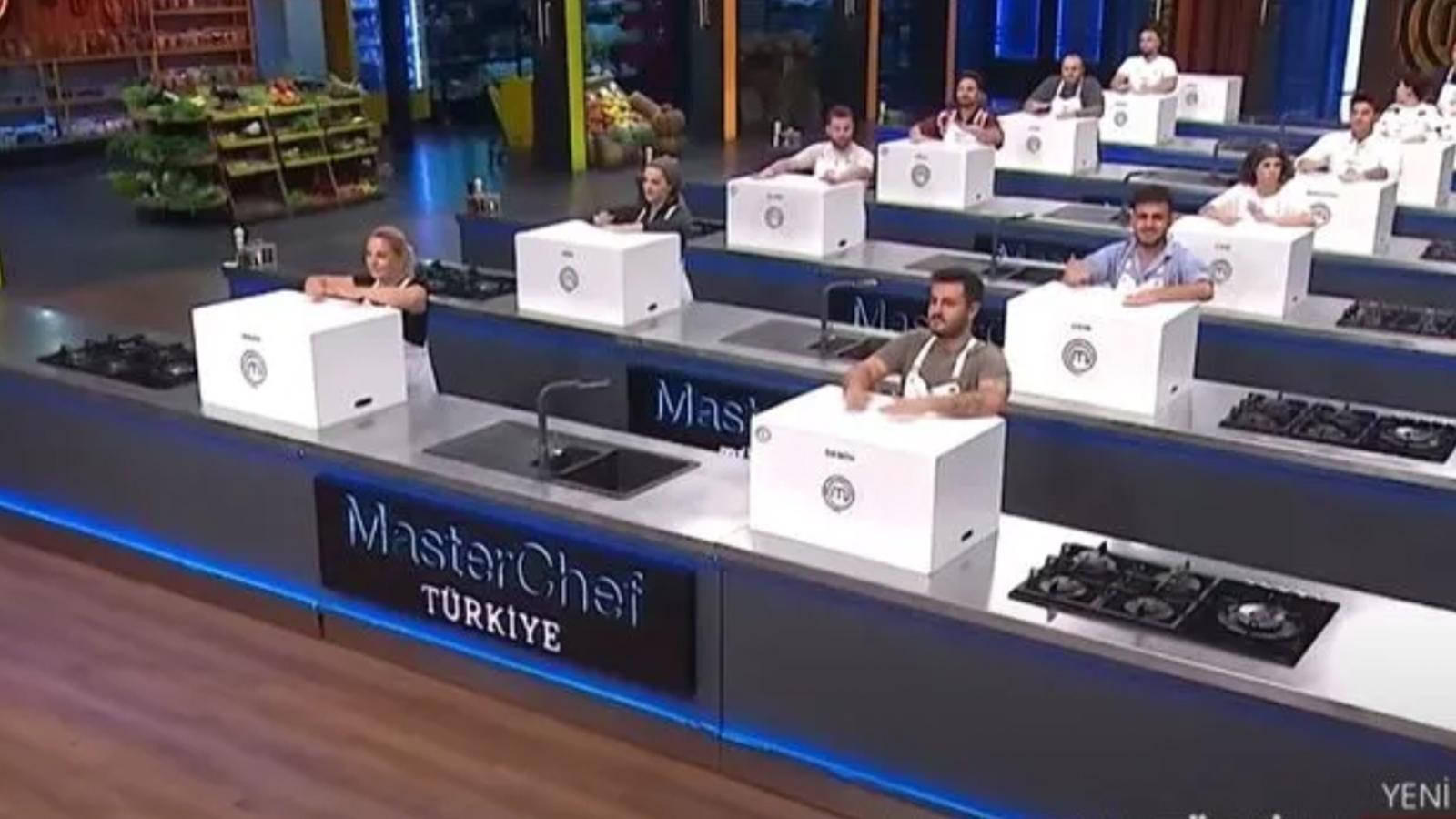 masterchef turkiye 4 kasim 2024 kaptanlik oyununu kim kazandi iste mavi ve kirmizi takim kaptanlari